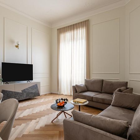 Sjr Luxury Apartment Trevi Fountain Rom Eksteriør billede